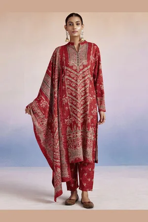 Jaipur Woolen Ethnic Printed Kurta Set With Dupatta