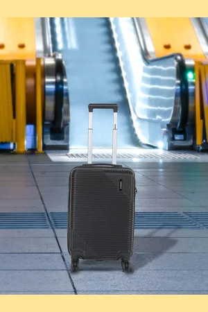 WROGN Textured Hard-Sided Cabin Trolley Suitcase 35L