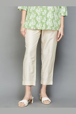 Lifestyle Women Plain Flat-Front Cropped Slip-On Trousers