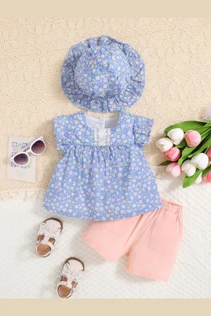 Stylecast Girls Printed Pure Cotton Top with Shorts