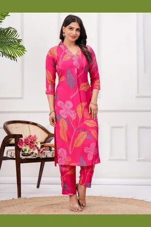 EtnicaWear Women Ethnic Motifs Printed Pleated Pure Silk Kurta with Trousers