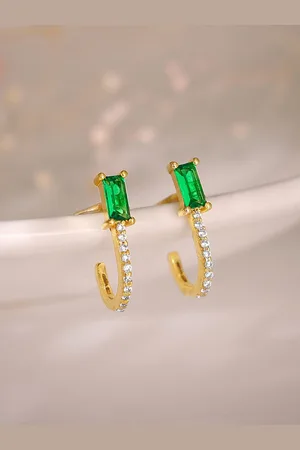 GIVA Contemporary Studs Earrings