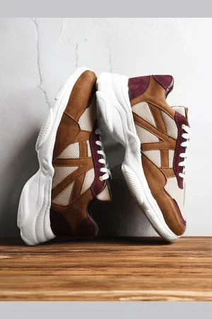 WOAKERS Men Colourblocked Leather Sneakers