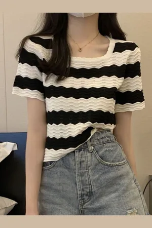 HERE&NOW Colourblocked Short Sleeves Scoop Neck Regular Top