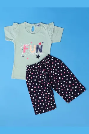 V-Mart Unisex Kids Printed T-shirt with Capris