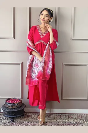 BESUCHER Floral Embroidered Empire Chanderi Silk Kurta With Trouser With Dupatta