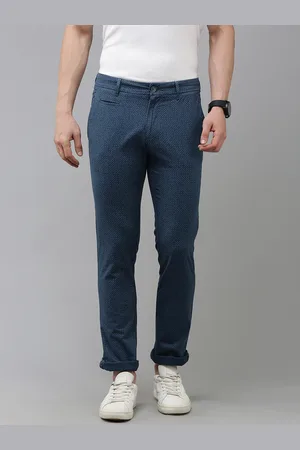 V Dot Men Geometric Printed Slim Fit Trousers