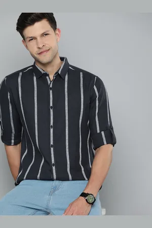 HERE&NOW Men Slim Fit Vertical Stripes Opaque Casual Shirt