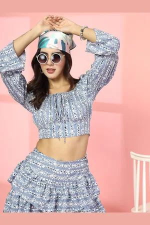DressBerry Floral Print Crepe Crop Top