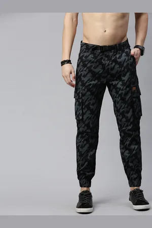 Roadster Men Black & Grey Straight Fit Printed Joggers