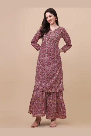 GUFRINA Women Pink Floral Printed Kurti With Sharara