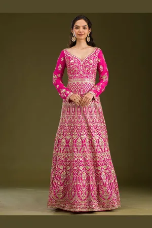 Koskii Women Floral Embroidered Regular Sequinned Kurta with Trousers & With Dupatta