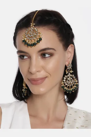 Peora Gold-Plated & Off-White Kundan Studded Jewellery Set