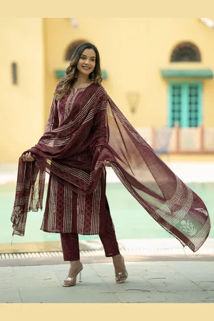 Moda Rapido Women Striped Regular Thread Work Pure Cotton Kurta with Trousers & With Dupatta