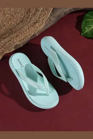 DressBerry Women Rubber Thong Flip-Flops