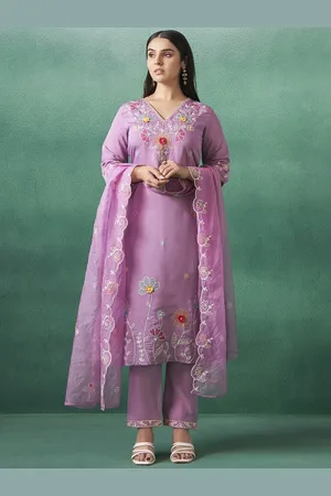 AUTUMN LANE Women Floral Embroidered Beads and Stones Kurta with Trousers & With Dupatta