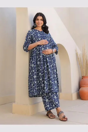 Janasya Women Floral Printed Pleated Pure Cotton Kurta with Trousers