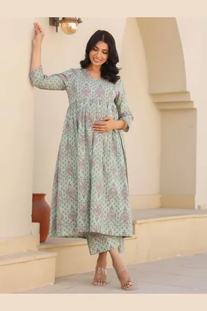 Janasya Women Floral Printed Pleated Pure Cotton Kurta with Trousers