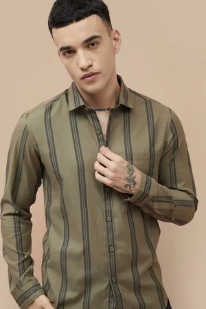 Lifestyle Men Spread Collar Vertical Striped Cotton Casual Shirt