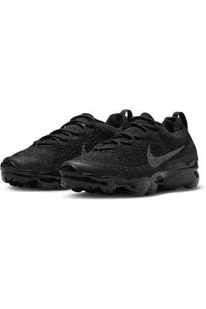 Nike Women Air VaporMax 2023 Flyknit Sneakers