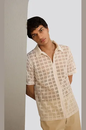 Muvazo Men RegularFit Comfort SheerChecked Casual Shirt