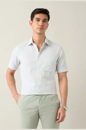 Arrow Men Classic Opaque Striped Formal Shirt