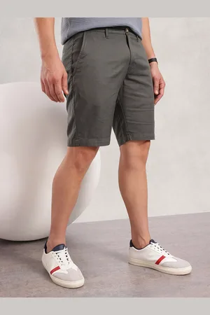 Nautica Men Solid Pure Cotton Slim Fit Chino Shorts