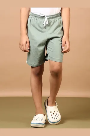 V-Mart Boys Mid-Rise Cotton Above Knee Regular Shorts