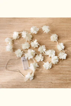 Home Centre Serena White 25 Pieces Flower Shaped String Lights
