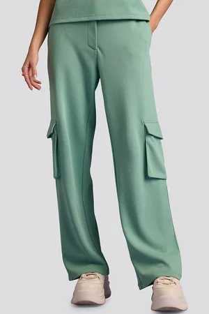 Muvazo Women Mid-Rise Cargo Track Pants