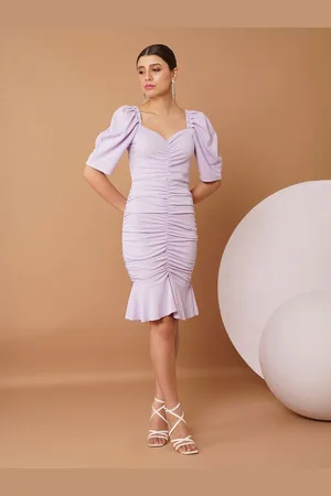 Chemistry Women Solid Regular Sleeve Sheath Sweetheart Neck Dress