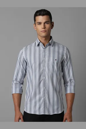 Louis Philippe Men Spread Collar Vertical Striped Cotton Slim Fit Casual Shirt