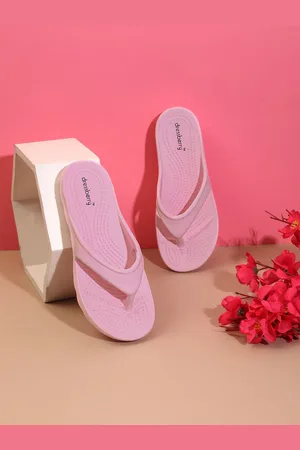 DressBerry Women Rubber Thong Flip-Flops