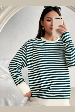 DressBerry Women Striped Extended Sleeves Pockets T-shirt