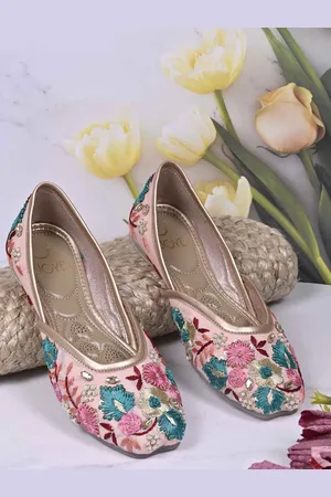 Jove Women Embroidered Embellished Ethnic Fabric Mojaris