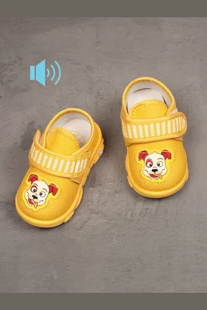Lil Lollipop Kids Textured Musical Shoes
