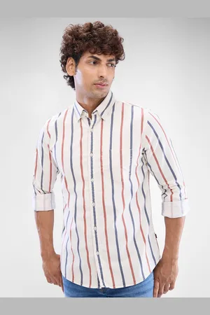 SPYKAR Men Slim Fit Opaque Striped Casual Shirt
