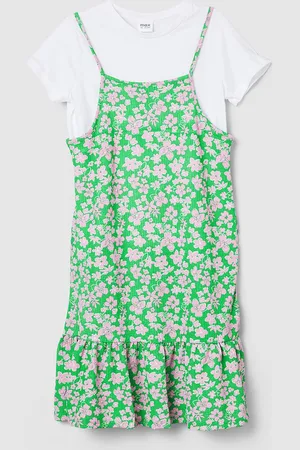 Max Collection Girls Round Neck Solid T-shirt