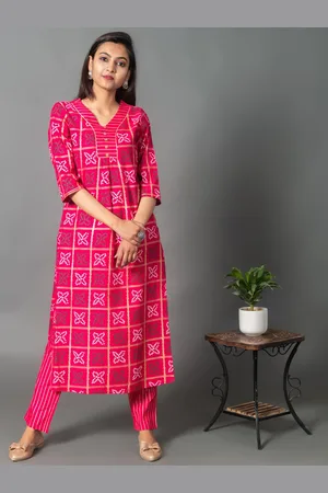 CRAFTED FOR YOU Women Pink Bandhani Printed Kurta with Trousers