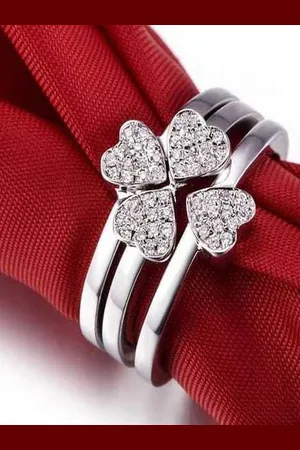 DressBerry Silver-Plated Cubic Zirconia Studded 3 In 1 Open Heart Leaf Finger Ring
