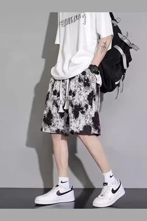 Stylecast Men Printed Shorts