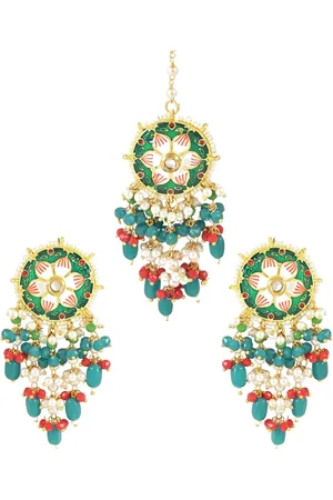 I Jewels Gold-Plated Kundan-Studded & Pearl-Beaded Chandbalis Earring With Maang Tikka
