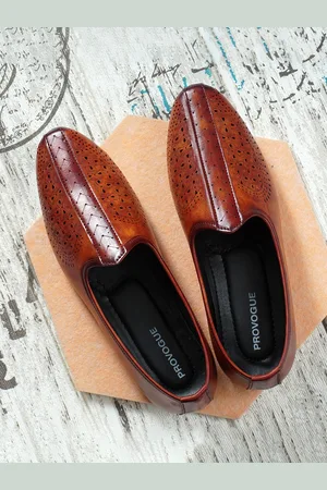 Provogue Men Colourblocked Loafers