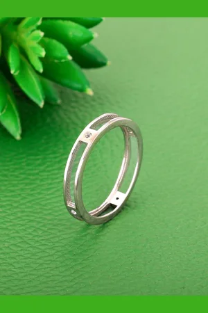 GIVA 92.5 Sterling Silver Rhodium-Plated & CZ Studded Finger Ring