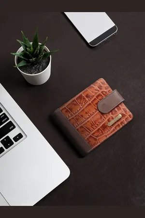 Hidesign Men Brown Crocodile Skin Textured Two Fold Leather Wallet