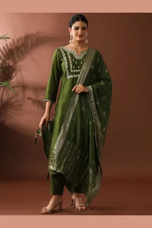 Jaipur Women Floral Embroidered Regular Thread Work Kurta with Trousers & With Dupatta