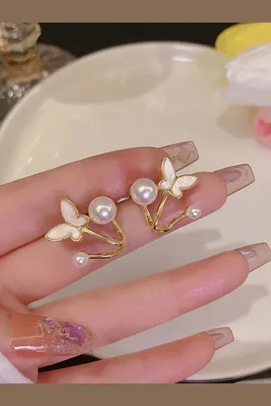 Krelin Contemporary Studs Earrings