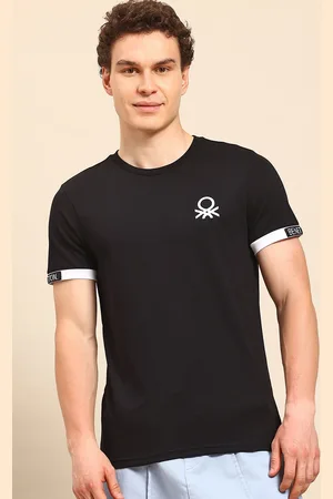 Benetton Men T-shirt