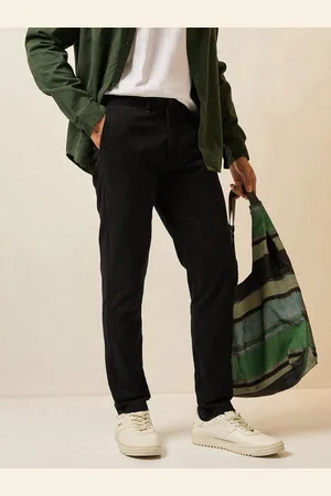The Bear House Men Slim Fit Regular Trousers