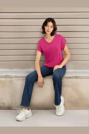 DressBerry V-Neck Extended Sleeve Casual T-shirt